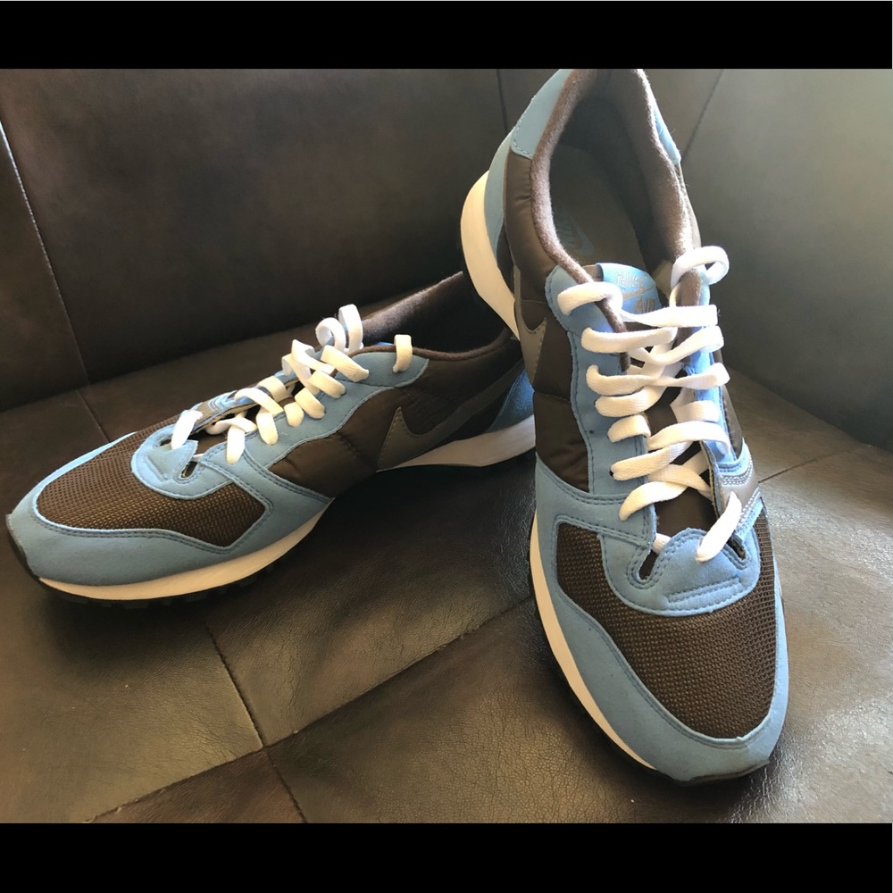 NEW NIke Vengeance Baby blue/Brown